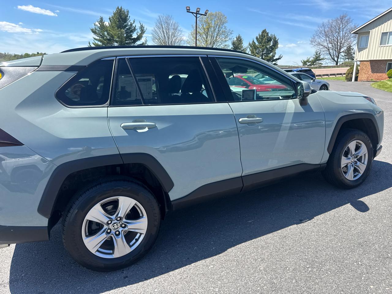 Toyota RAV4 XLE AWD (Natl) 2023