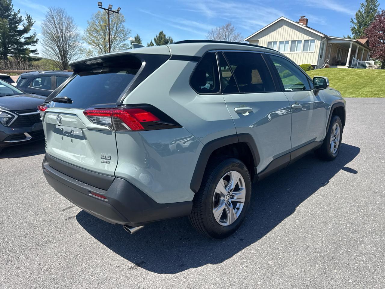 Toyota RAV4 XLE AWD (Natl) 2023