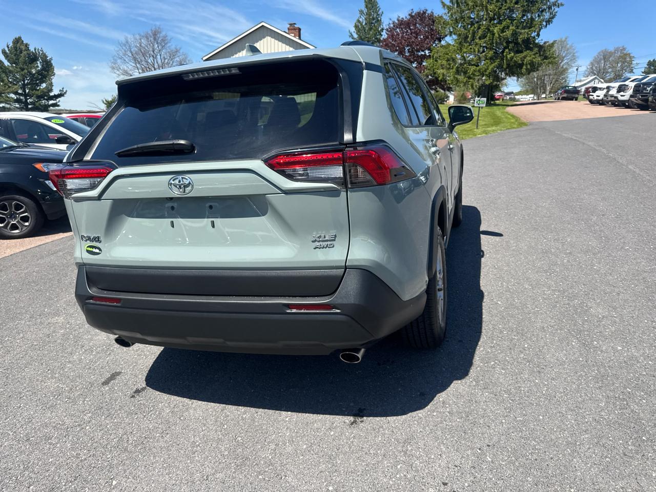 Toyota RAV4 XLE AWD (Natl) 2023