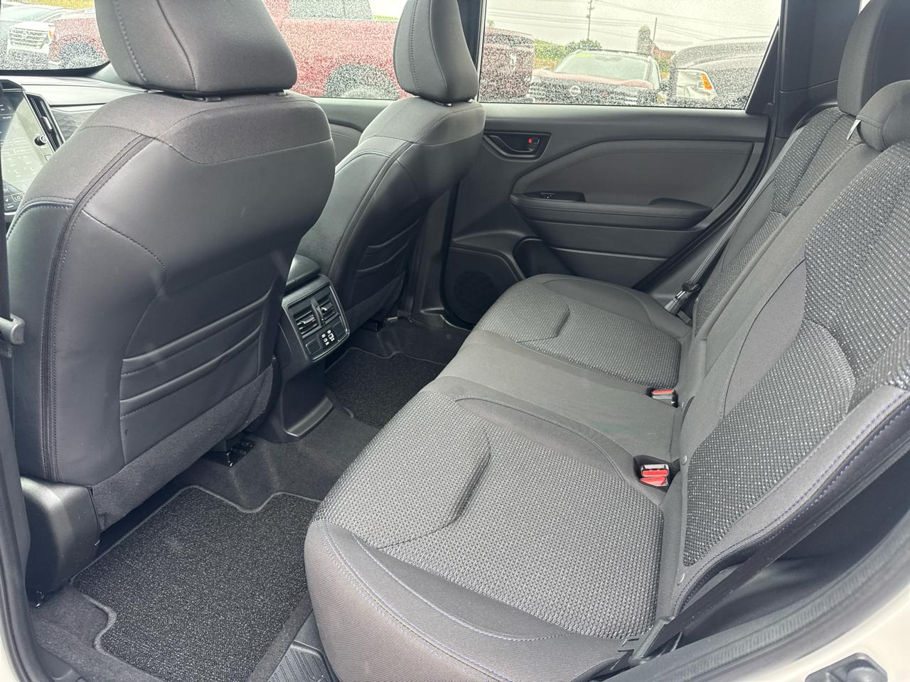 Subaru Forester Premium AWD 2025