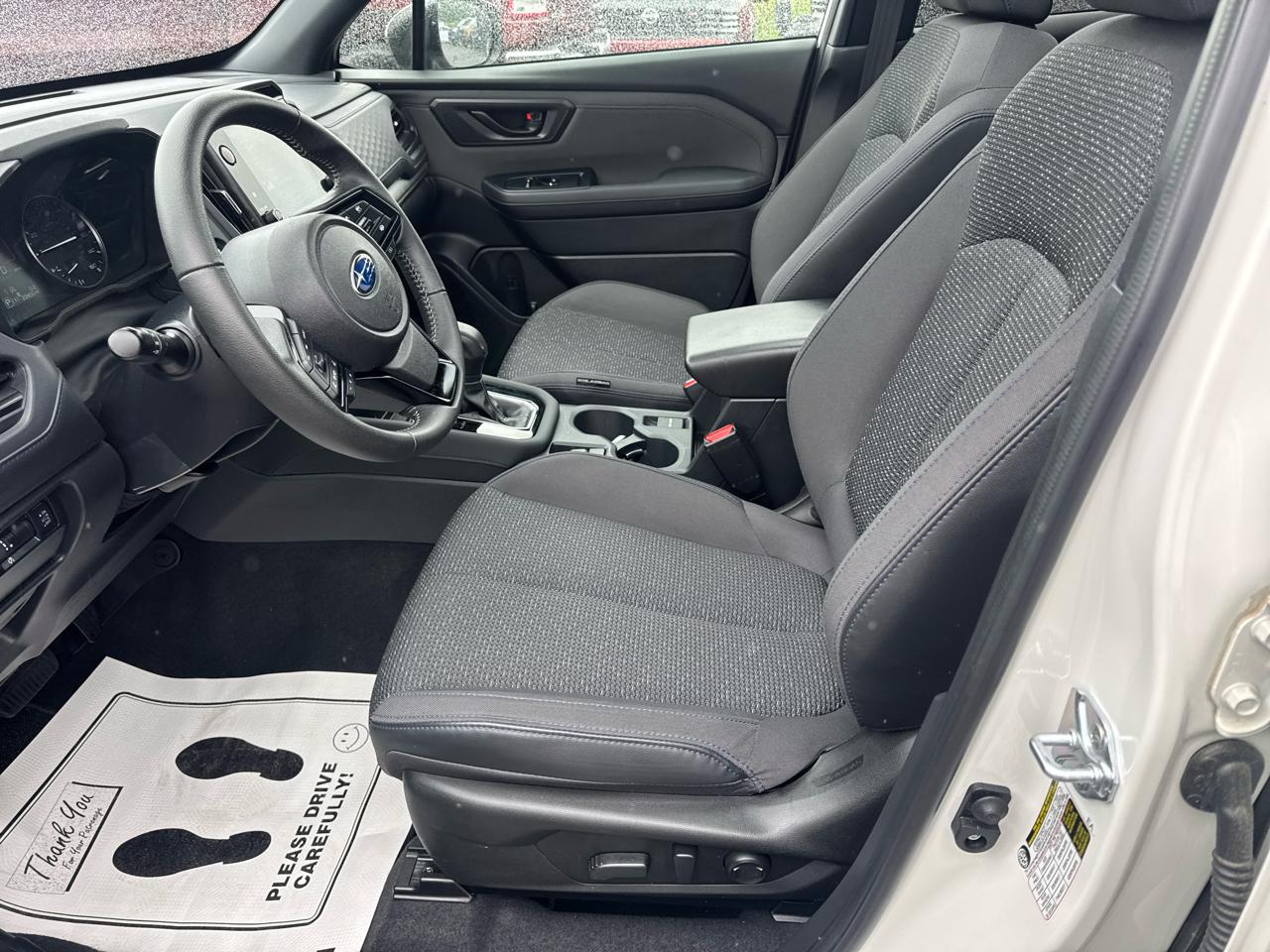 Subaru Forester Premium AWD 2025