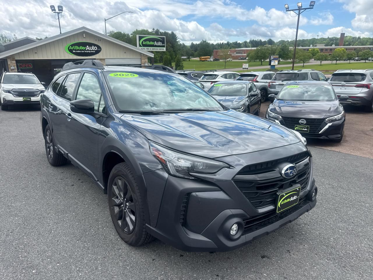 2025 Subaru Outback Onyx Edition's photo