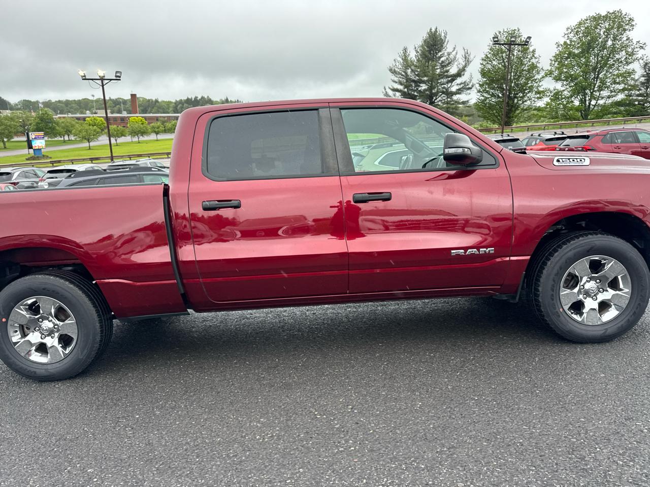 RAM 1500 Big Horn 4x4 Crew Cab 6'4" Box 2023