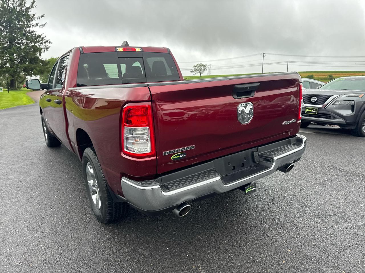 RAM 1500 Big Horn 4x4 Crew Cab 6'4" Box 2023
