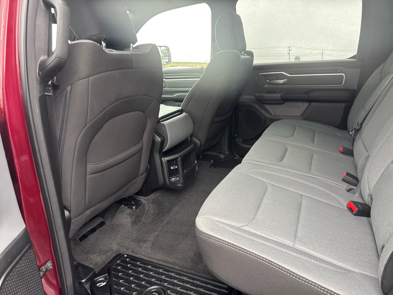 RAM 1500 Big Horn 4x4 Crew Cab 6'4" Box 2023