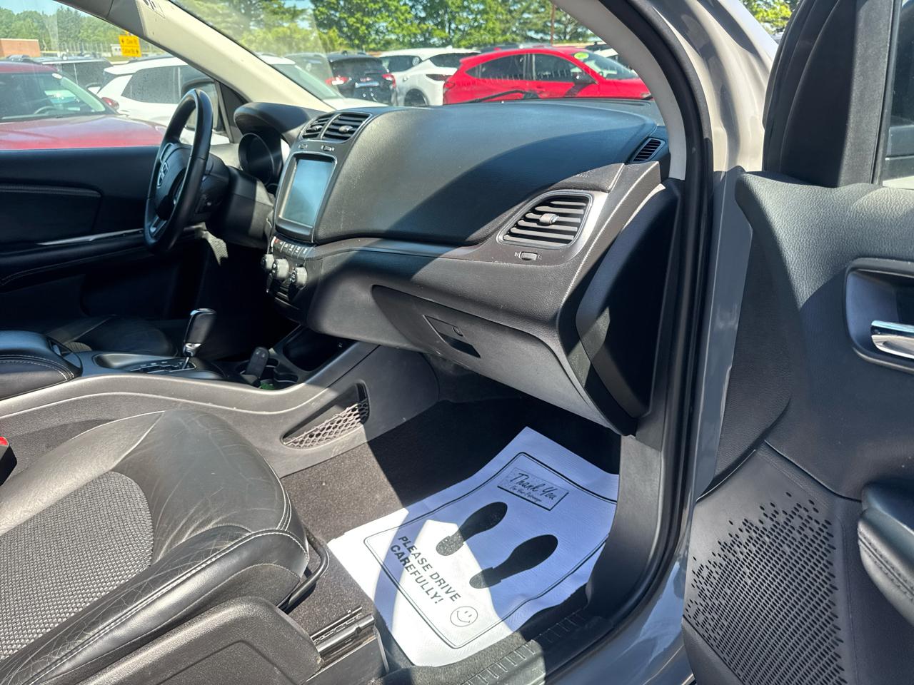 Dodge Journey Crossroad AWD 2019