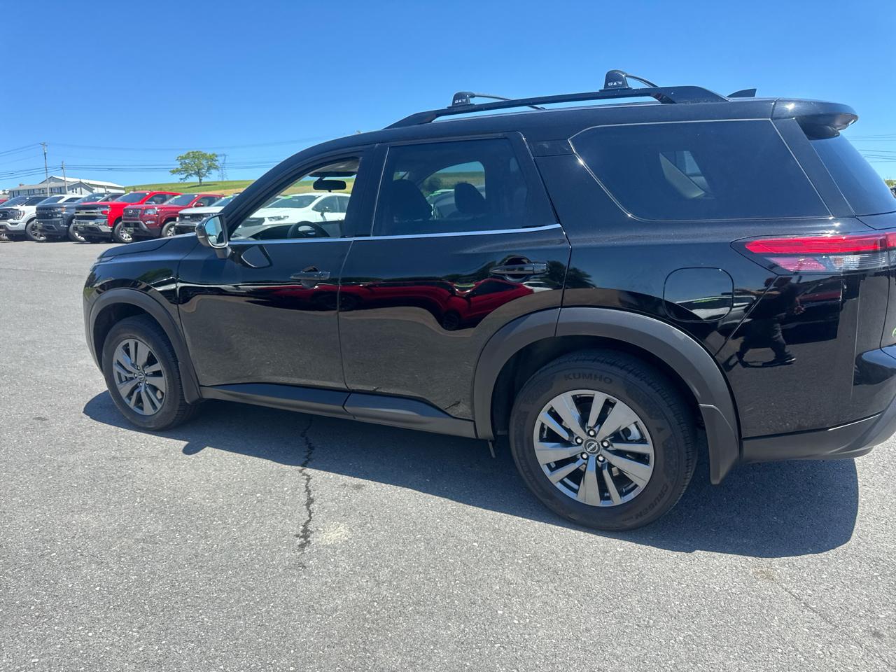 Nissan Pathfinder SV 4WD 2024