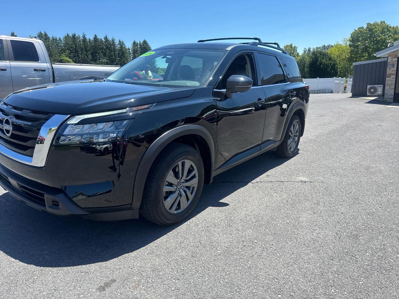 Nissan Pathfinder SV 4WD 2024