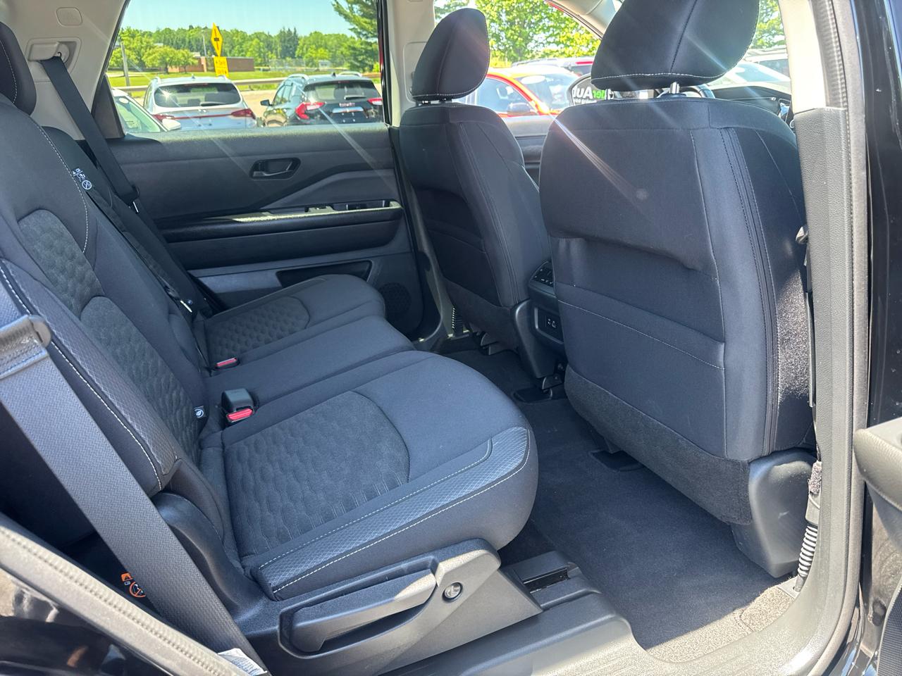 Nissan Pathfinder SV 4WD 2024