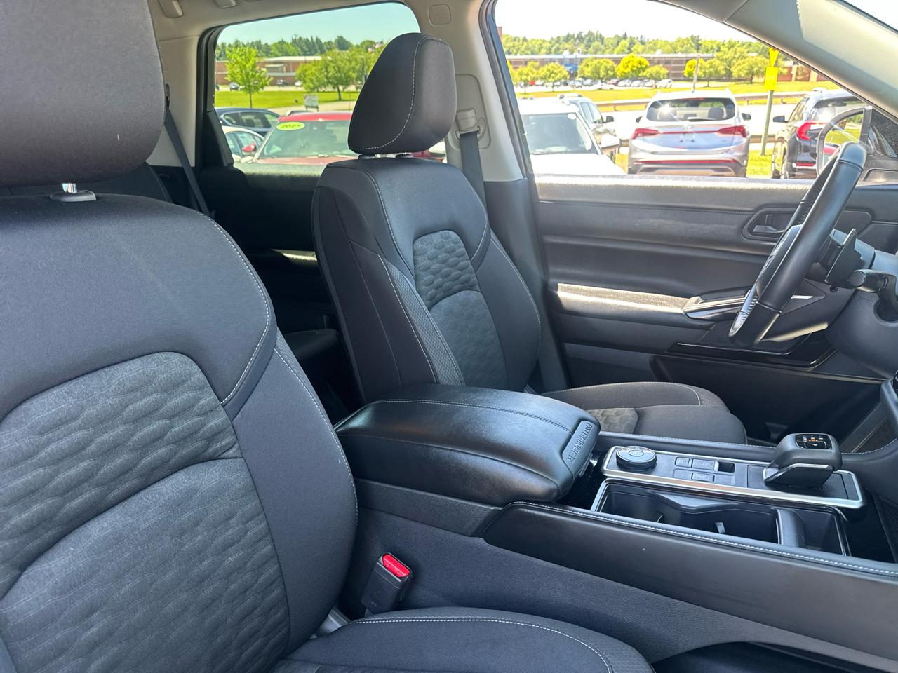 Nissan Pathfinder SV 4WD 2024
