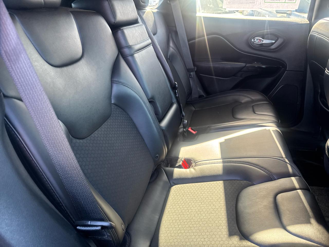 Jeep Cherokee Altitude 4x4 2019
