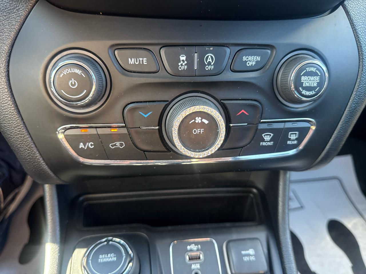 Jeep Cherokee Altitude 4x4 2019