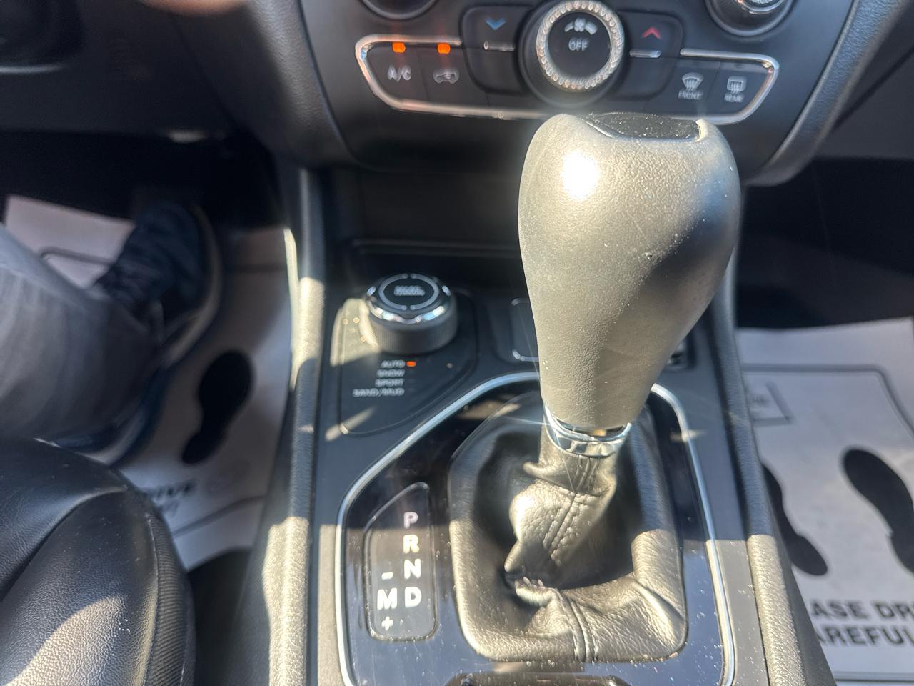 Jeep Cherokee Altitude 4x4 2019