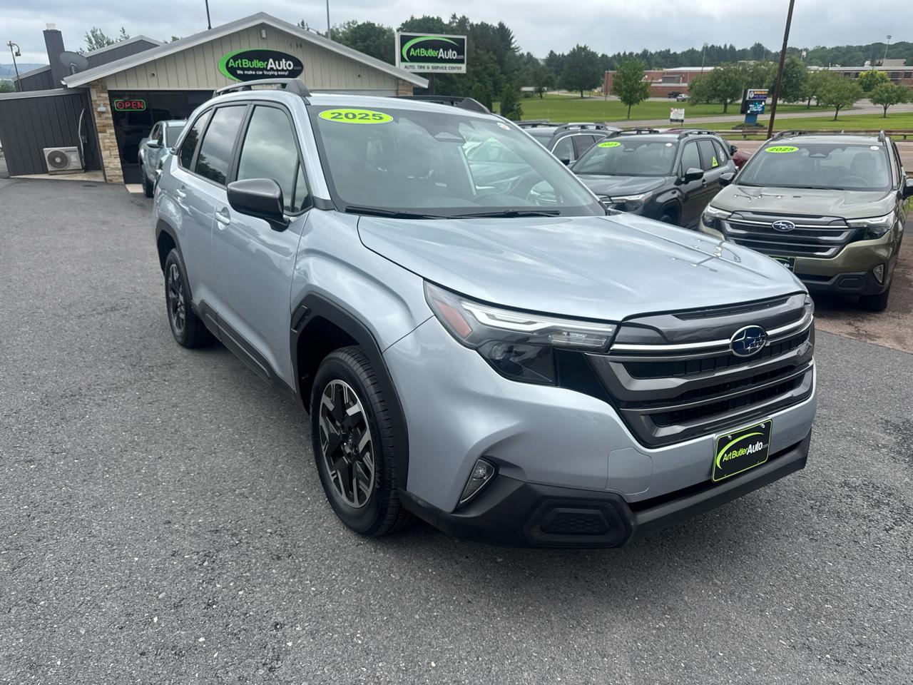 Subaru Forester Premium AWD 2025