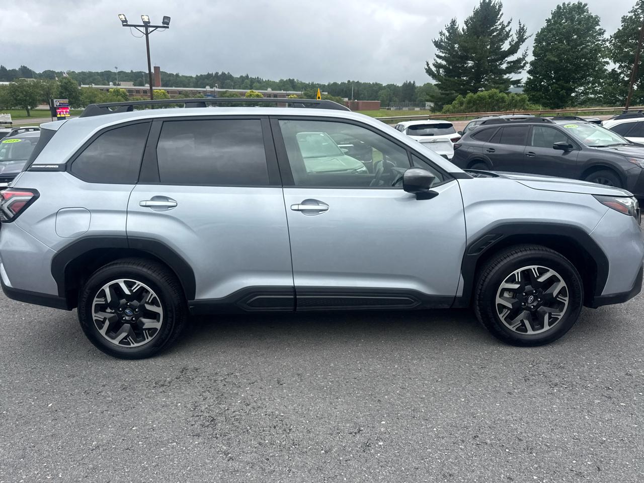Subaru Forester Premium AWD 2025