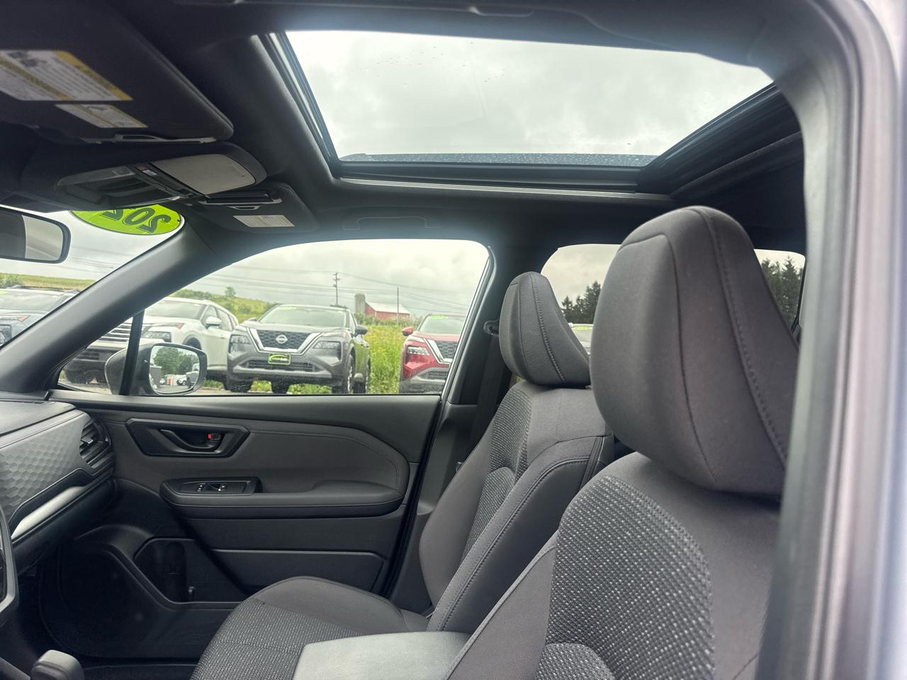 Subaru Forester Premium AWD 2025