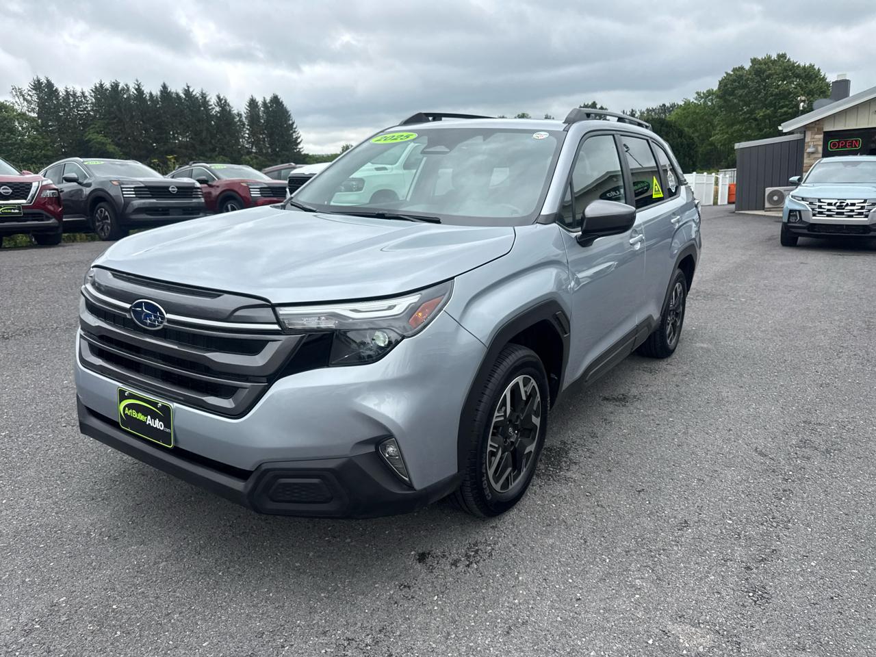 Subaru Forester Premium AWD 2025