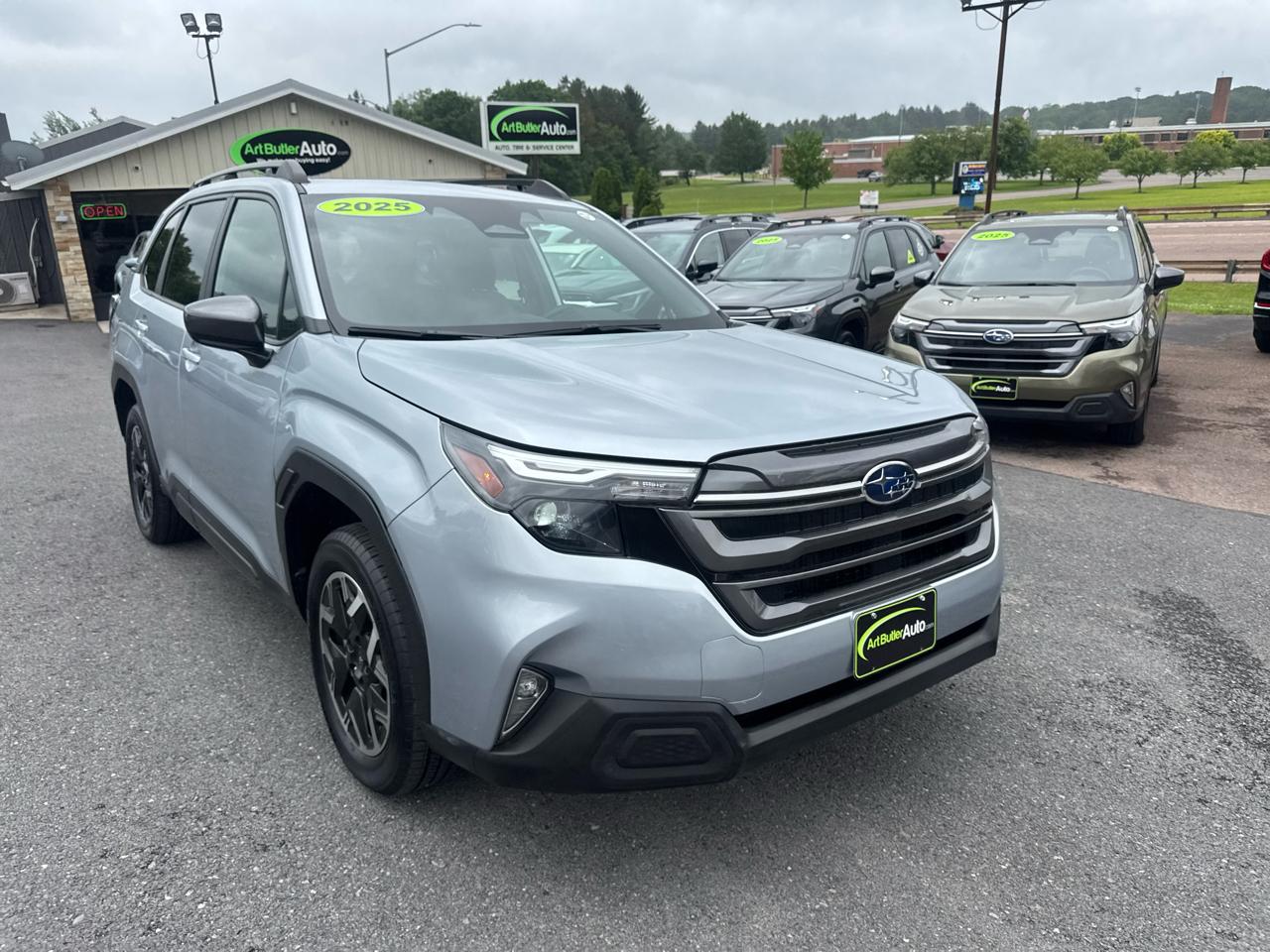 Subaru Forester Premium AWD 2025