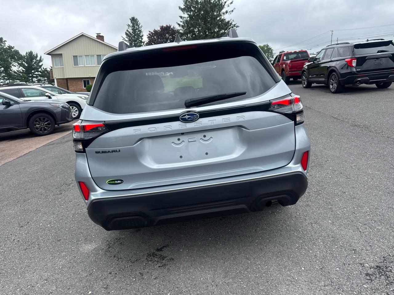 Subaru Forester Premium AWD 2025