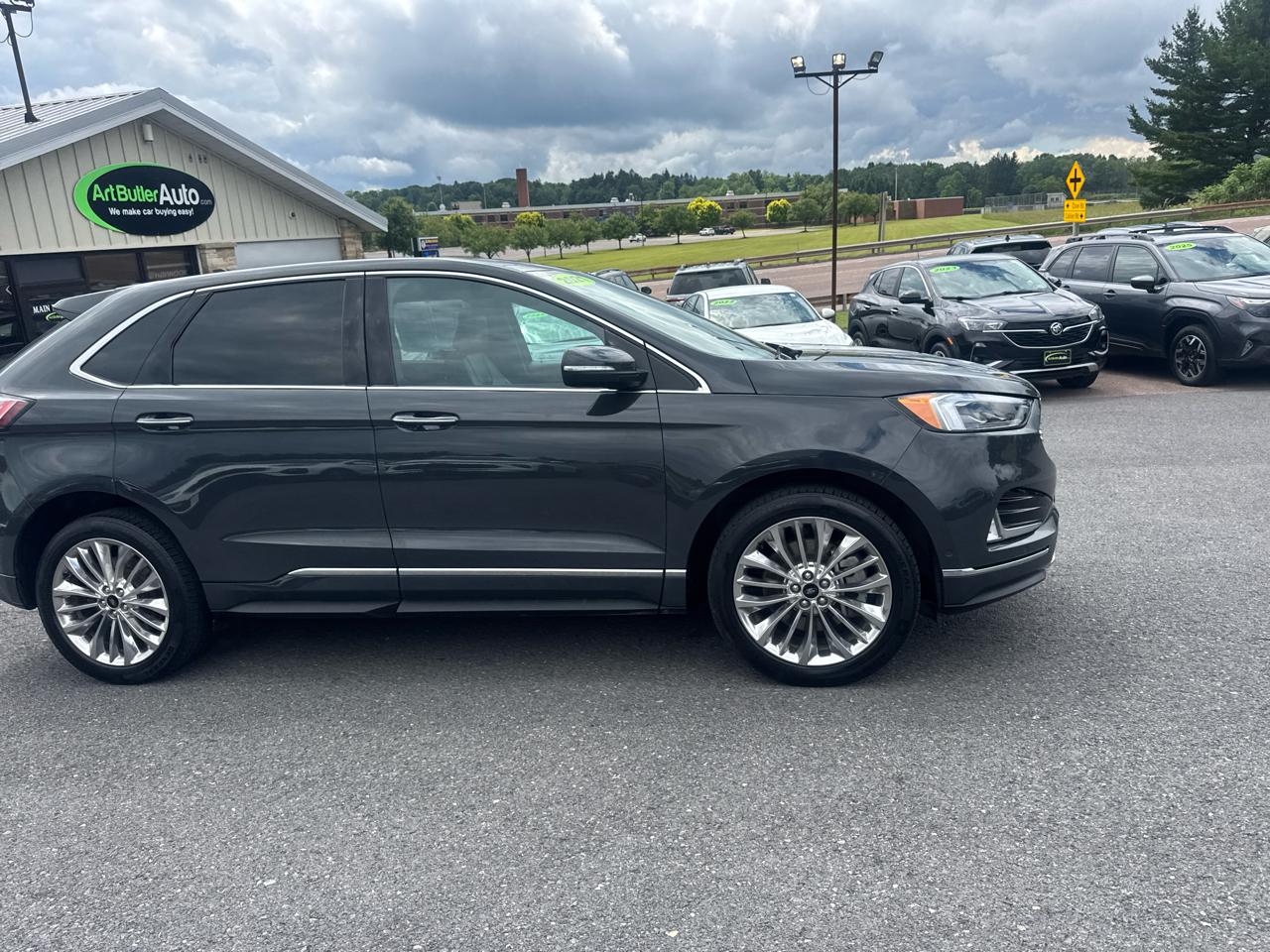 Ford Edge  2021