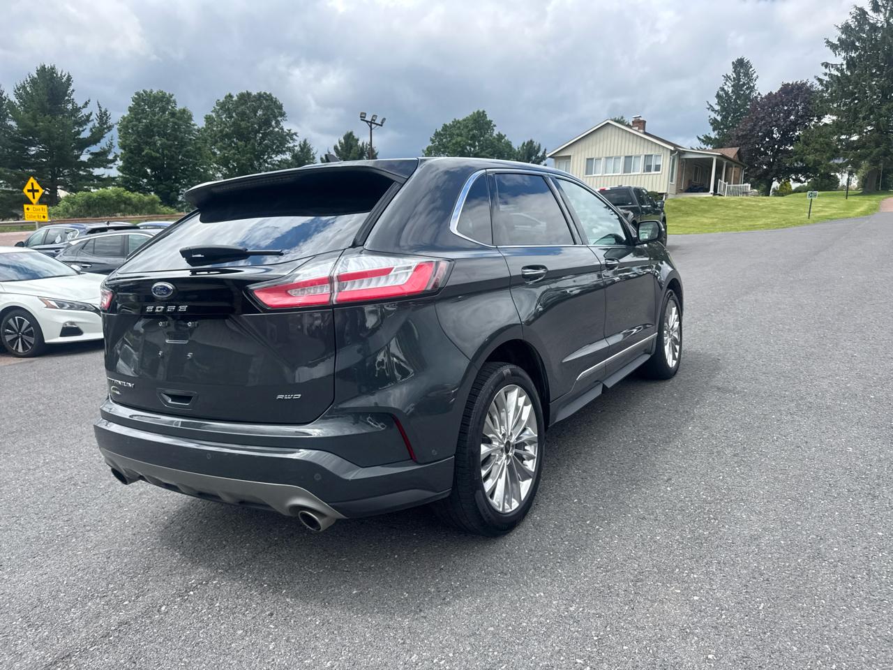 Ford Edge  2021
