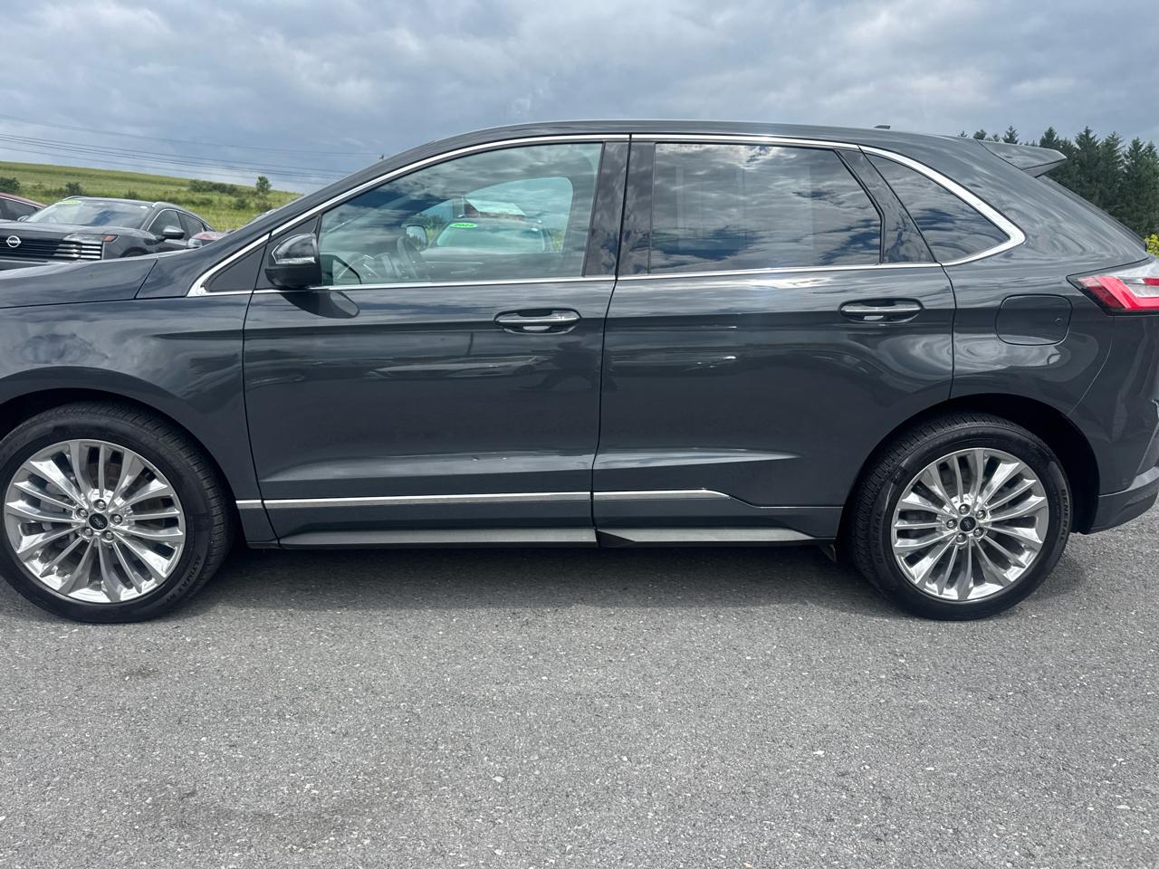 Ford Edge  2021