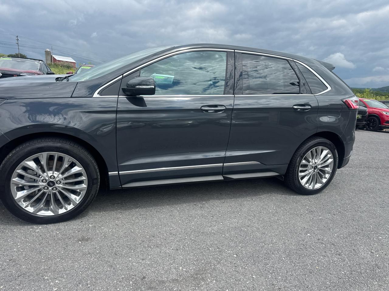 Ford Edge  2021