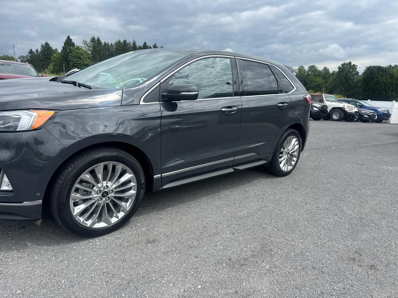 Ford Edge  2021