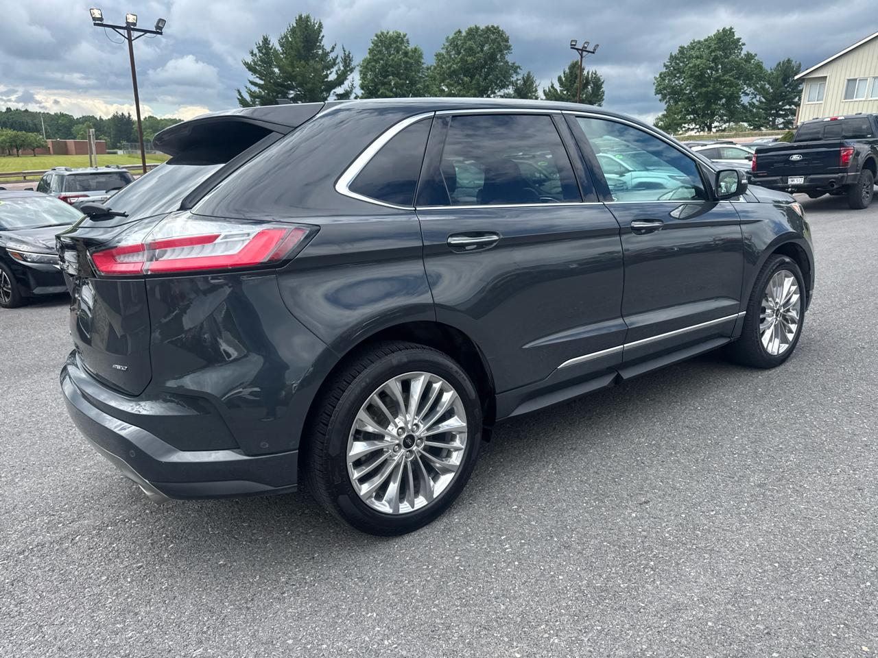 Ford Edge  2021