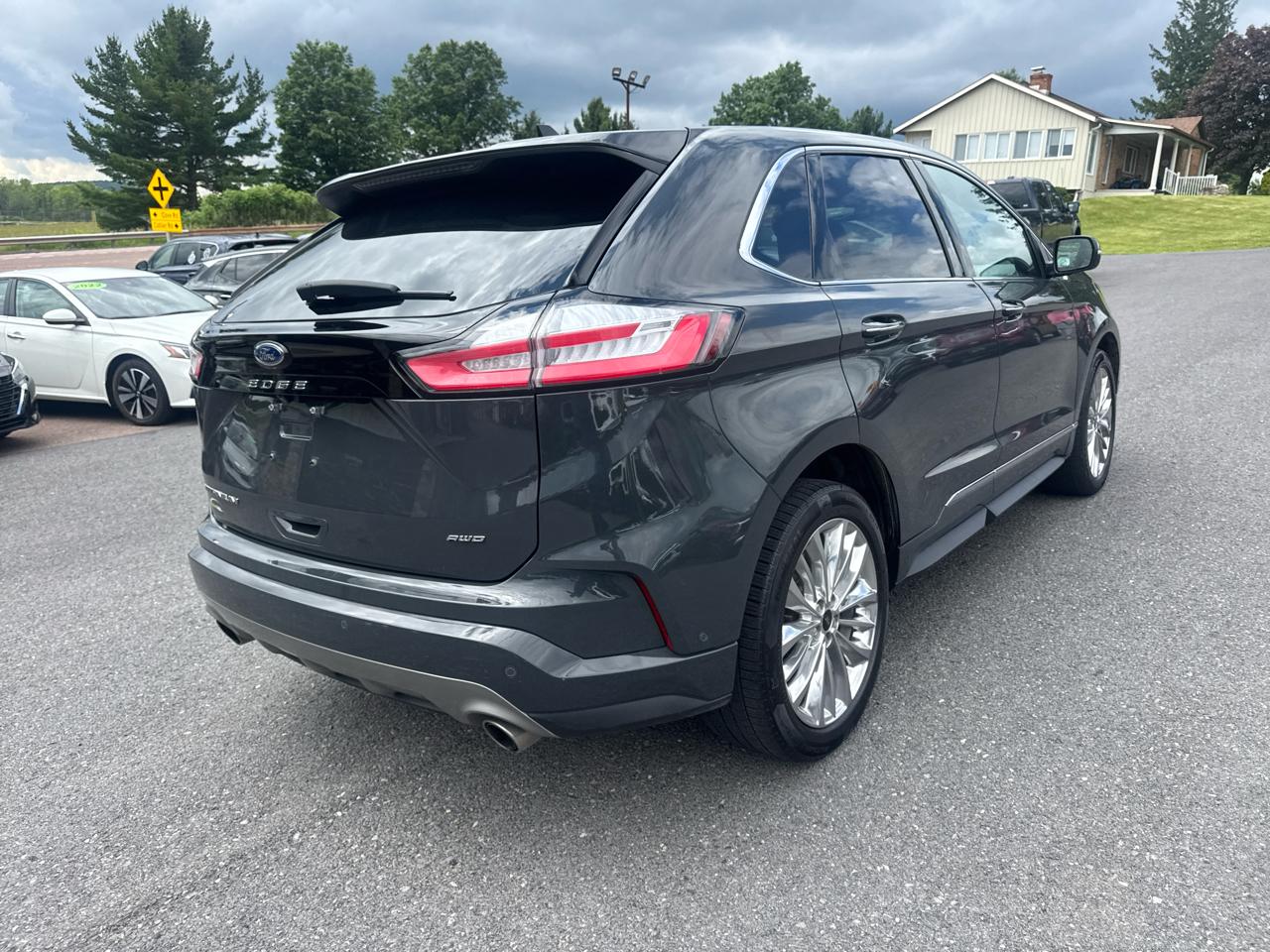 Ford Edge  2021