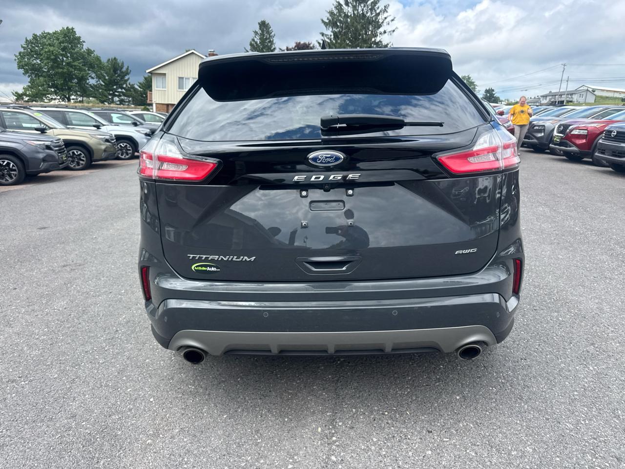 Ford Edge  2021