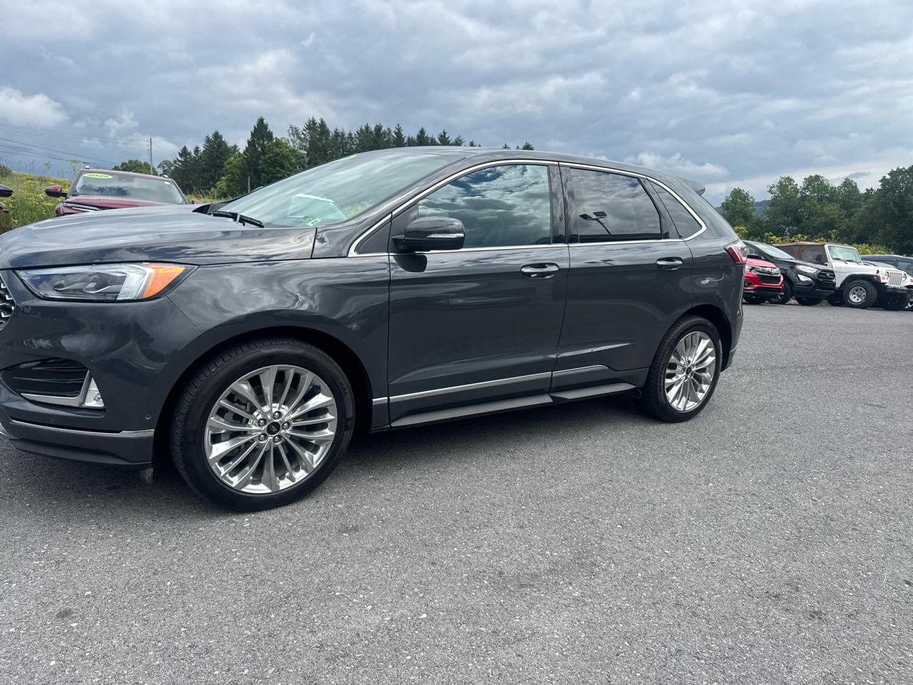 Ford Edge  2021