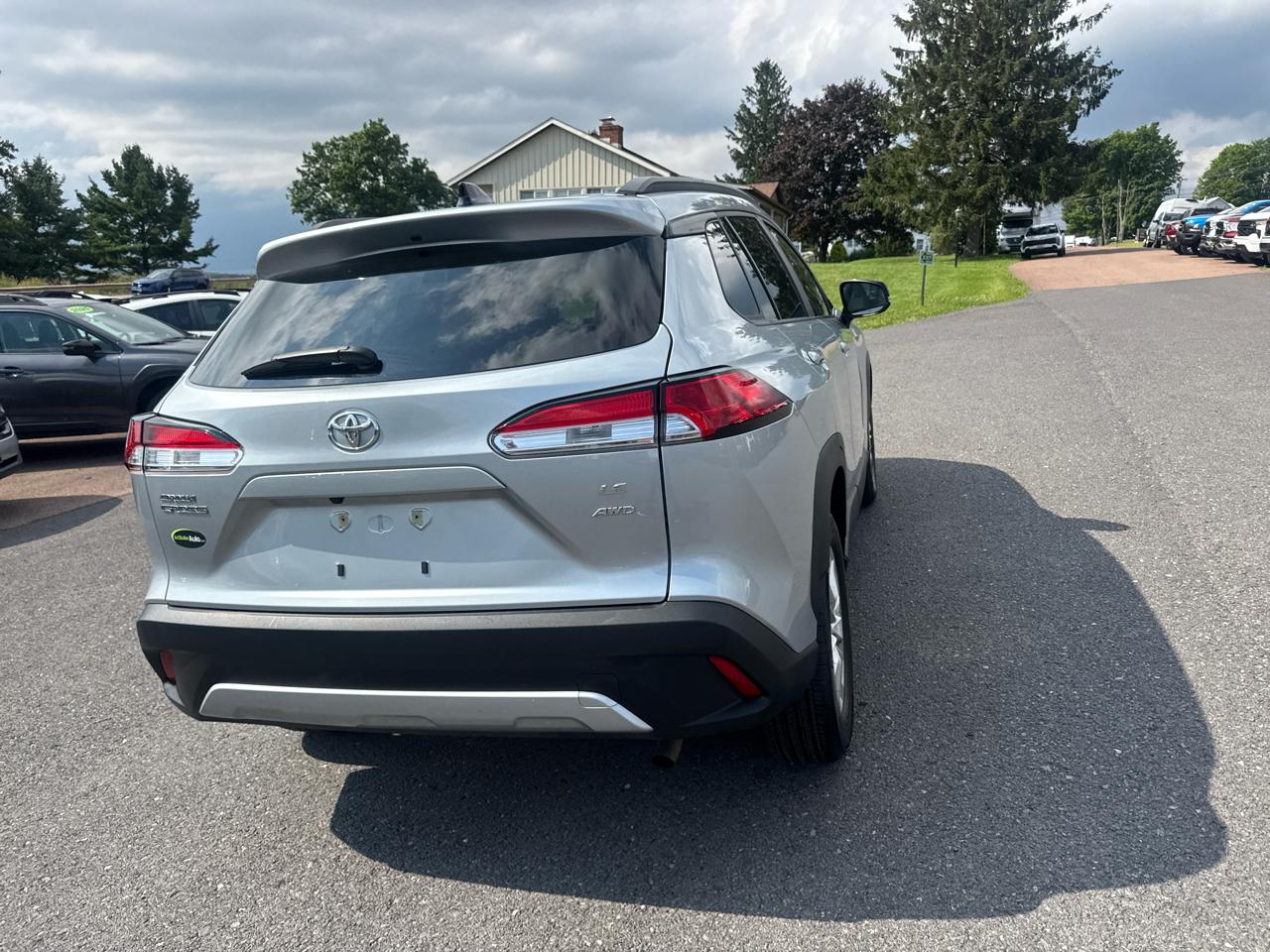 Toyota Corolla Cross LE 4WD (Natl) 2025