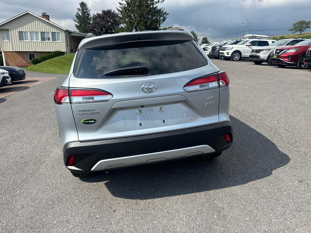 Toyota Corolla Cross LE 4WD (Natl) 2025