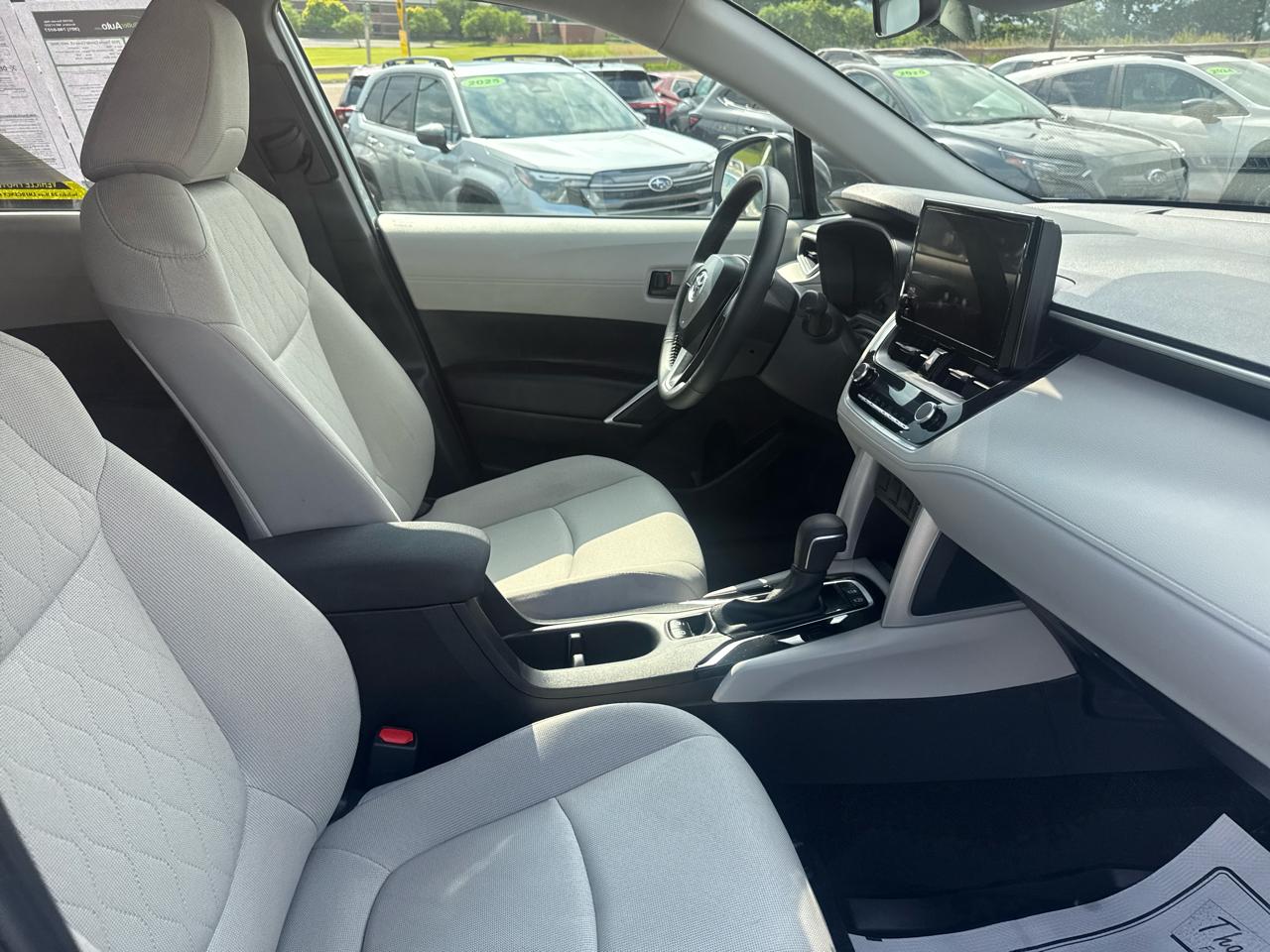 Toyota Corolla Cross LE 4WD (Natl) 2025