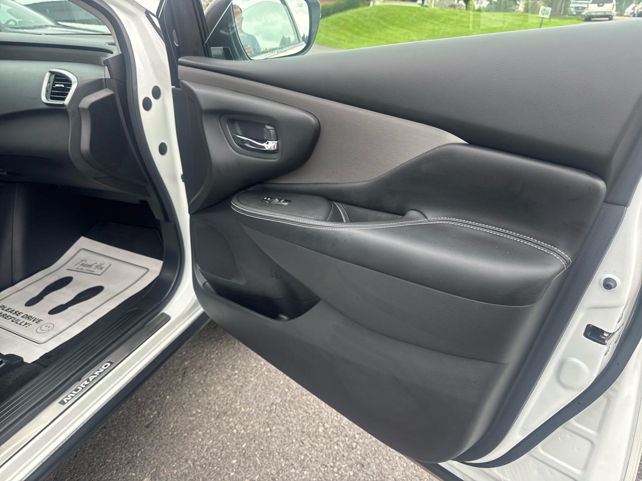Nissan Murano AWD SV 2023