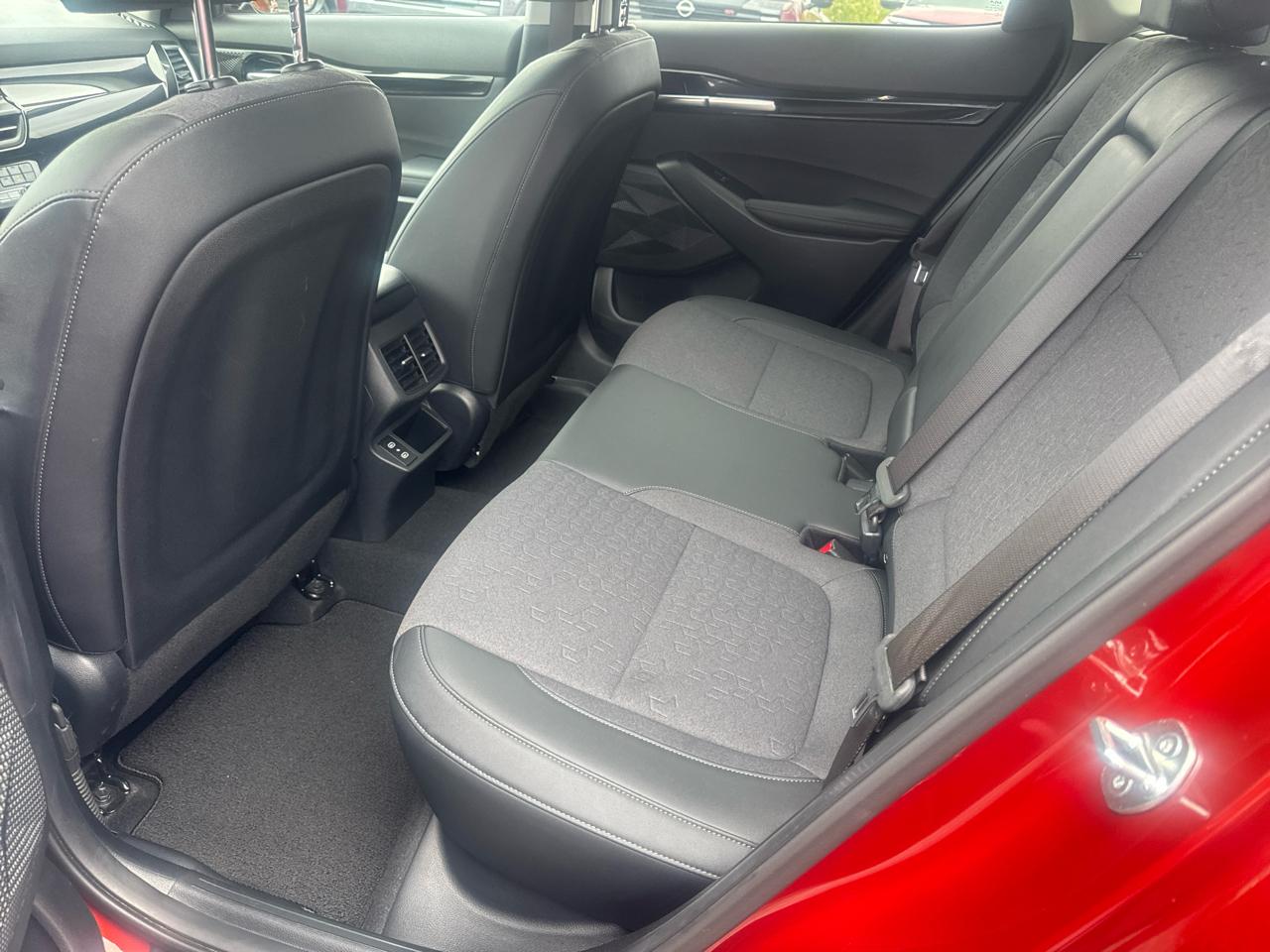 Kia Seltos S IVT AWD 2024