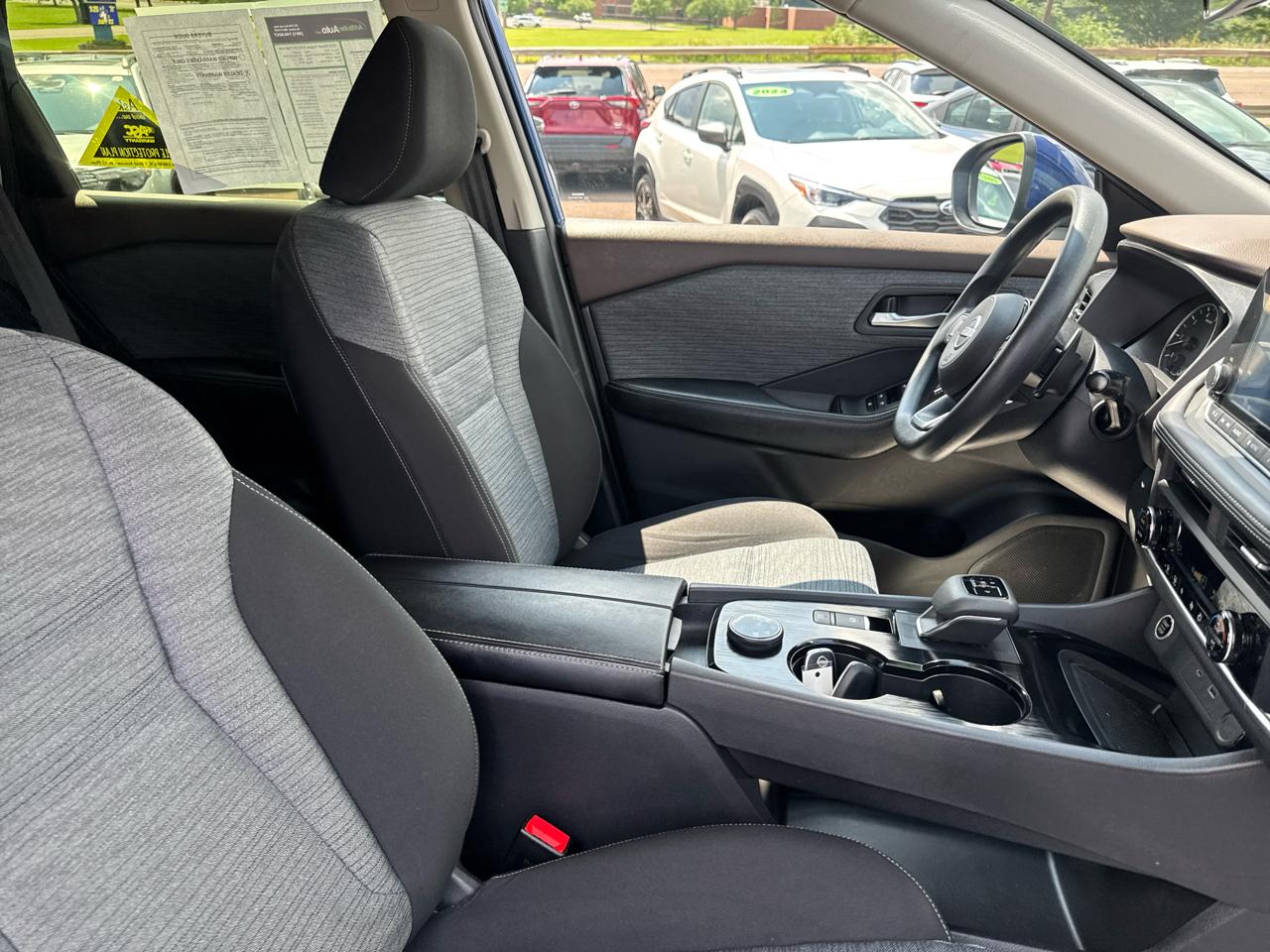 Nissan Rogue AWD SV 2023