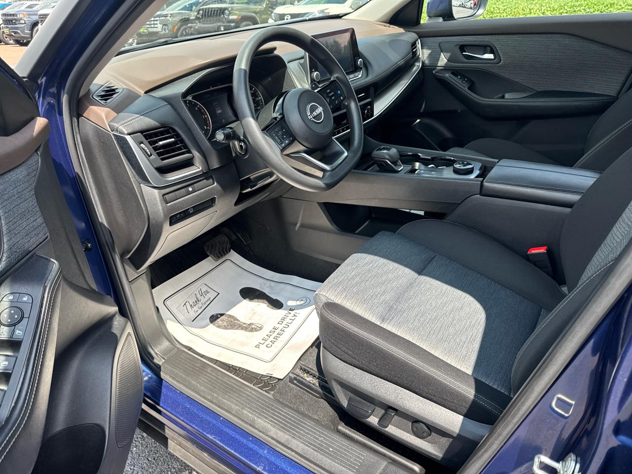 Nissan Rogue AWD SV 2023