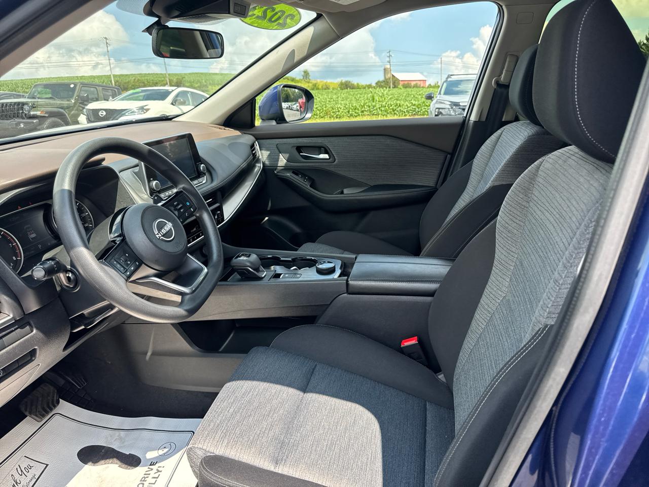 Nissan Rogue AWD SV 2023