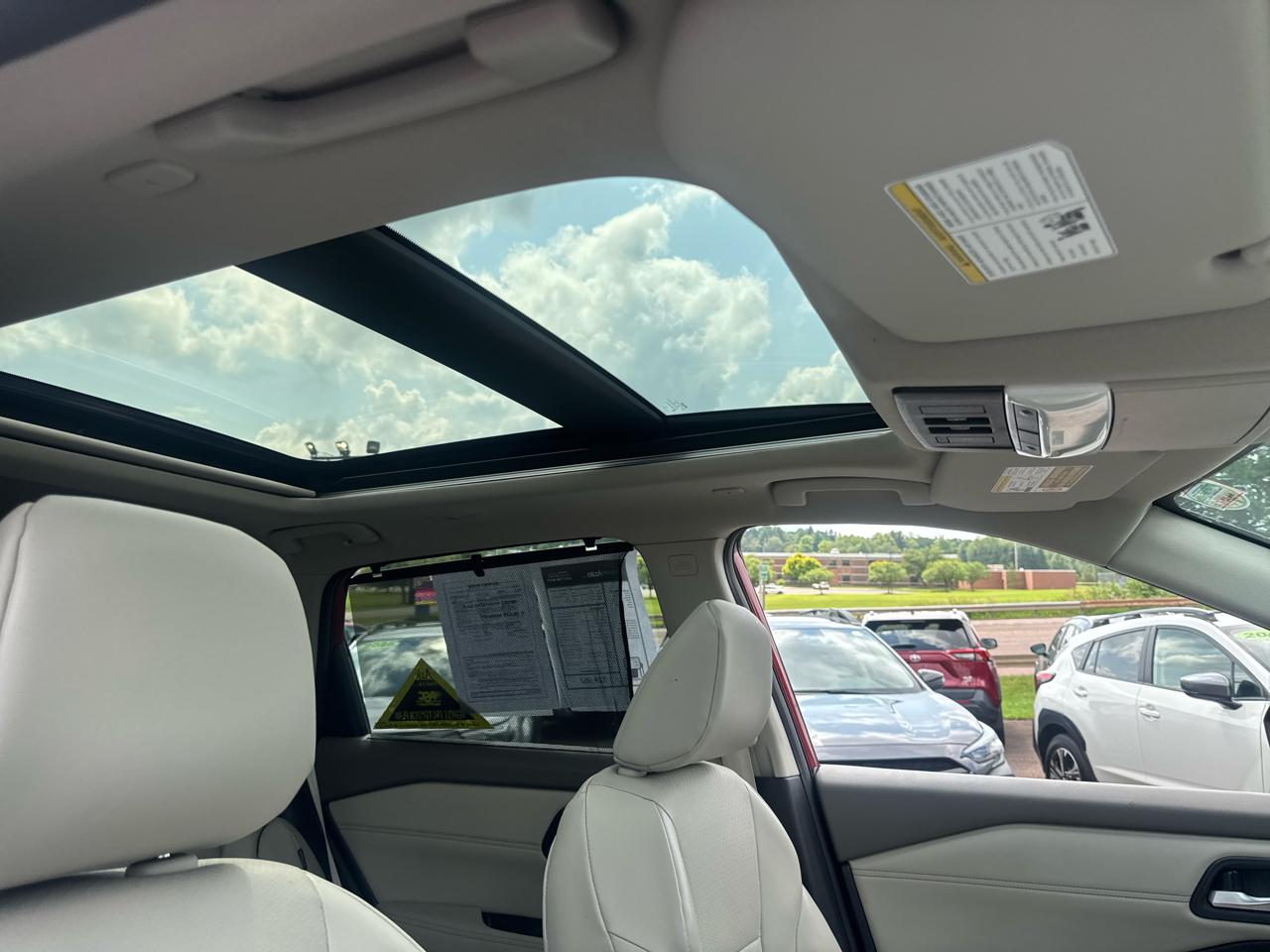 Nissan Rogue  2023