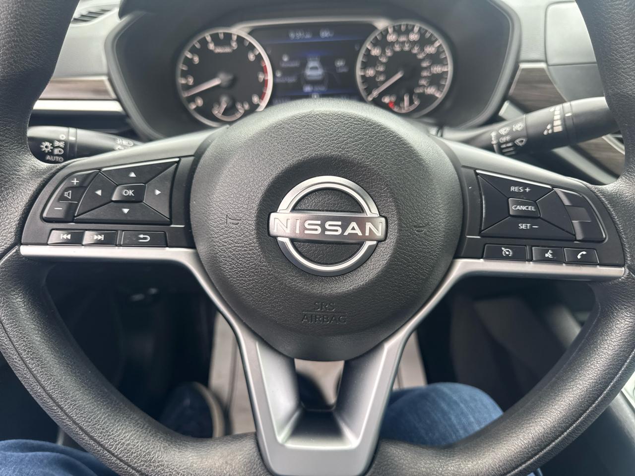 Nissan Altima 2.5 SV AWD Sedan 2024