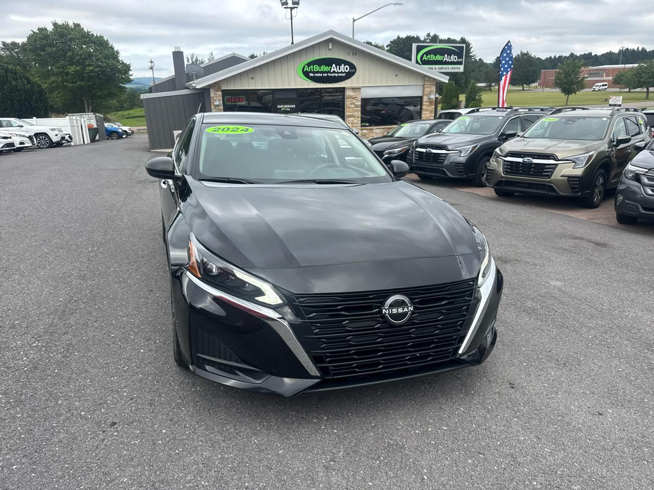 Nissan Altima 2.5 SV AWD Sedan 2024