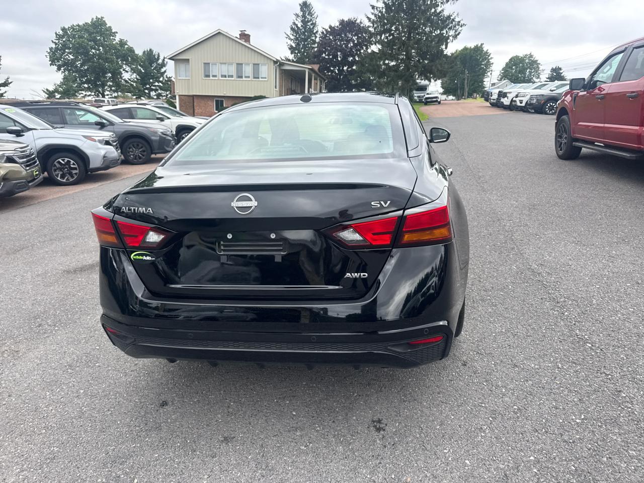 Nissan Altima 2.5 SV AWD Sedan 2024