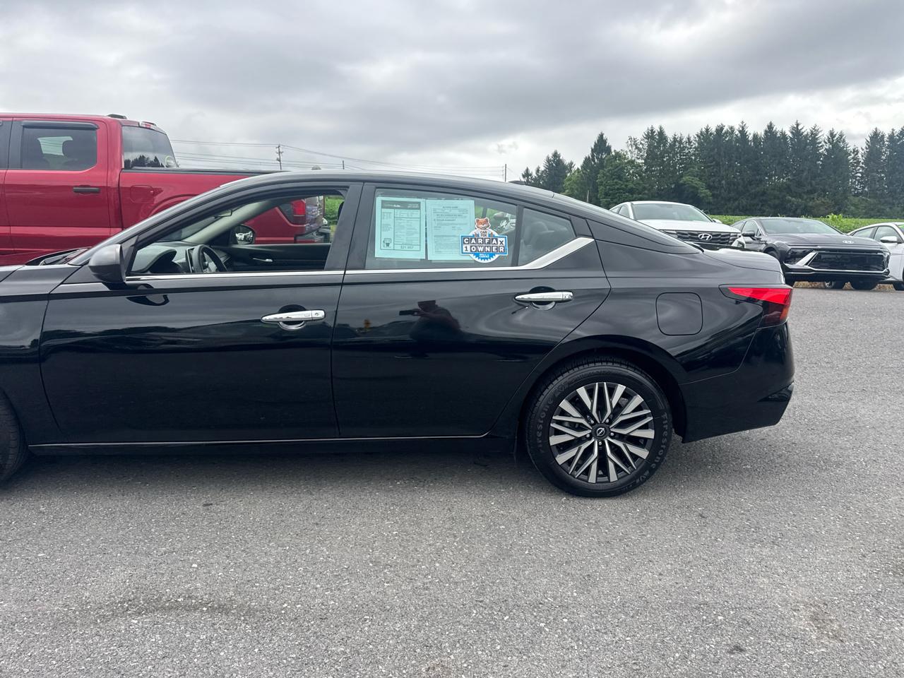 Nissan Altima 2.5 SV AWD Sedan 2024