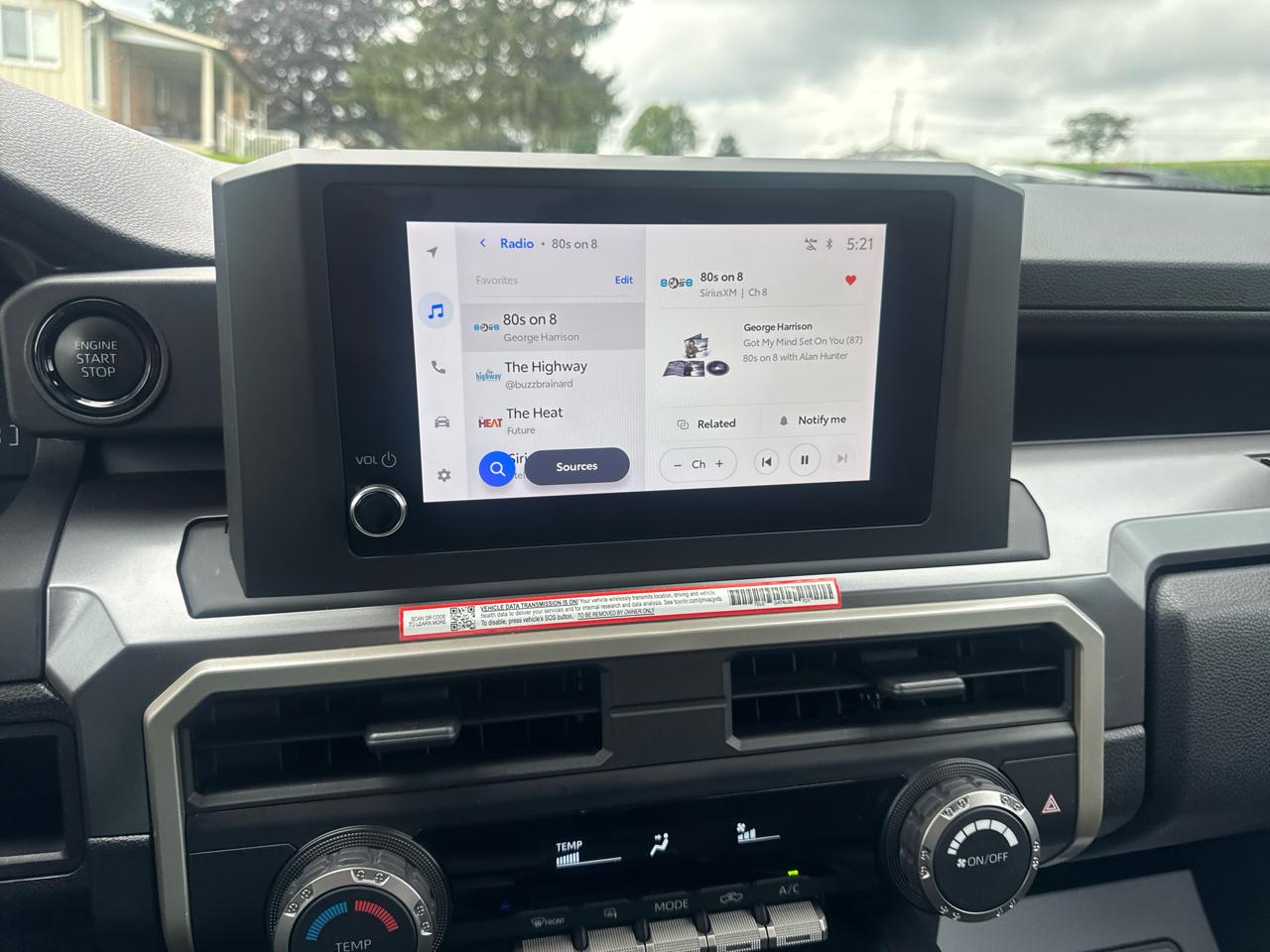 Toyota Tacoma 4WD  2025