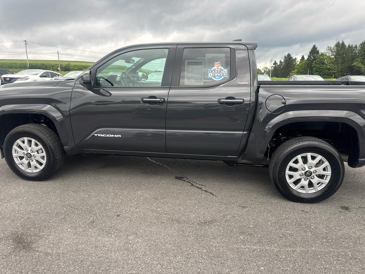 Toyota Tacoma 4WD  2025