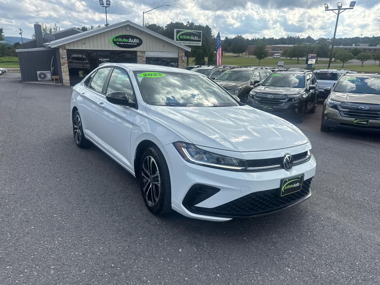 Volkswagen Jetta Sport Auto 2025