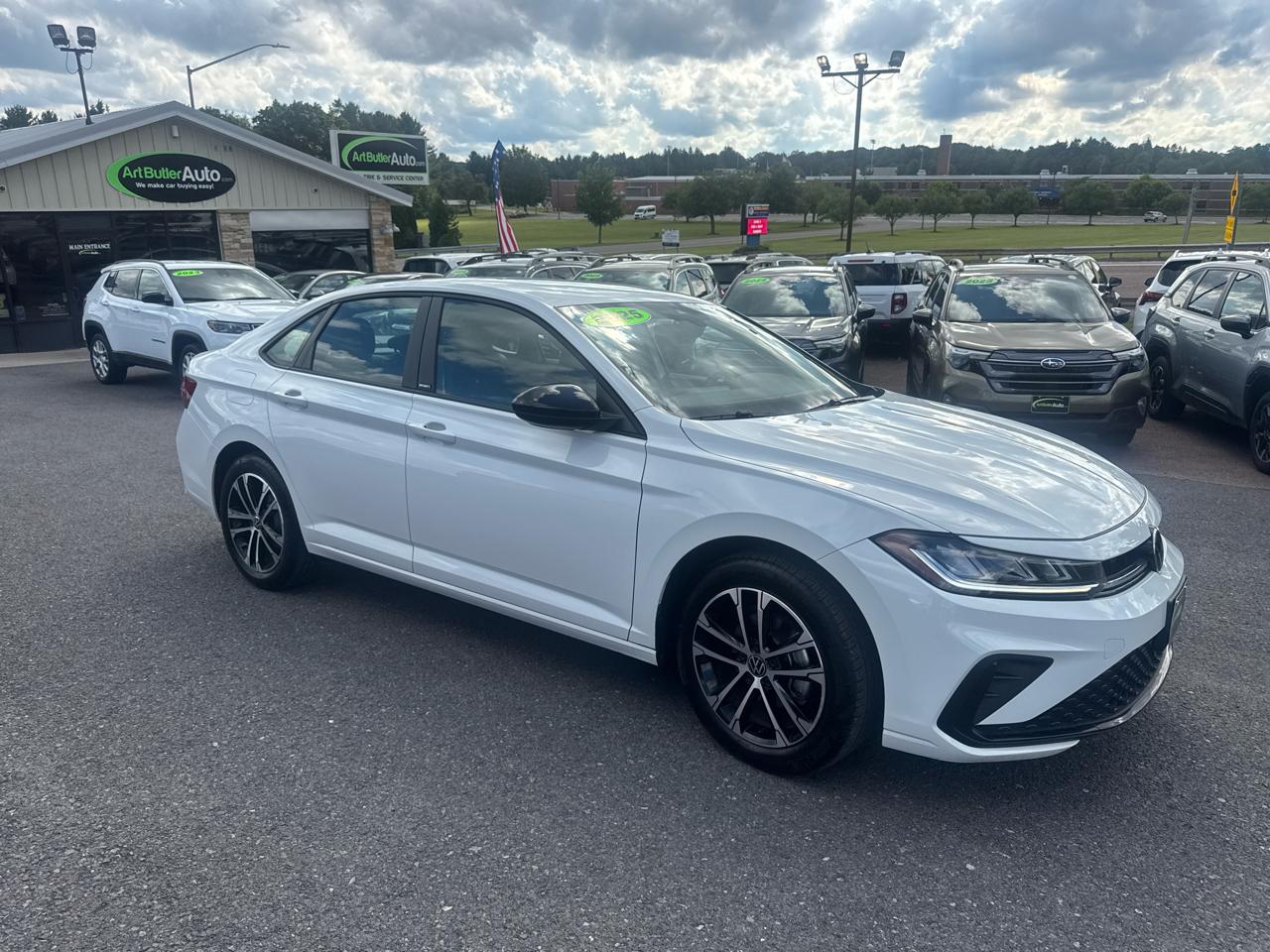 Volkswagen Jetta Sport Auto 2025