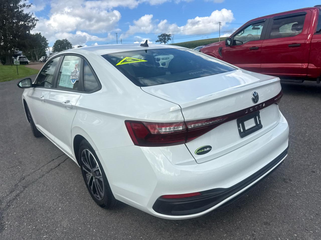 Volkswagen Jetta Sport Auto 2025